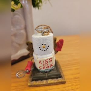 S'mores Kiss the Cook Ornament